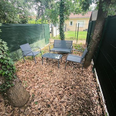 קולומייר Maisonnette Avec Jardin מראה חיצוני תמונה